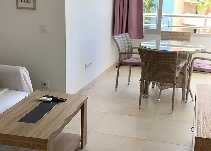 Service Lazaro - Aguamarina 65 דירה